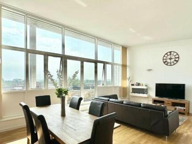 House for sale in London, Greater London