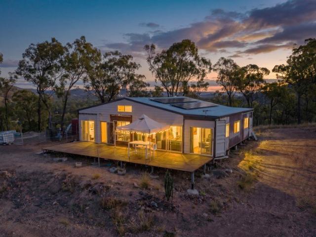 Cottage for sale in Stanwell, Queensland