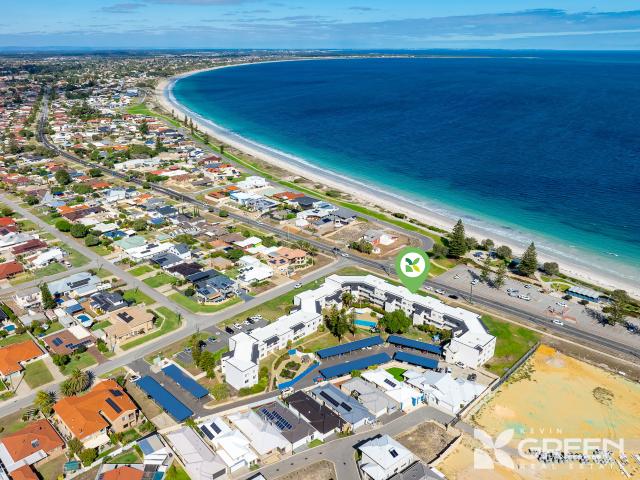 Apartment for sale in Safety Bay