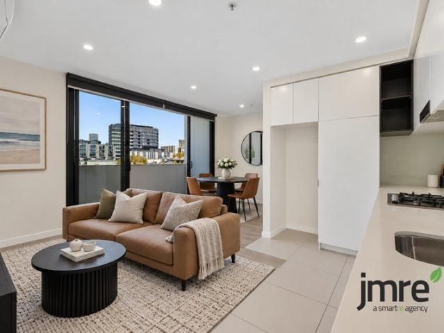 Apartment for sale in West Melbourne, Melbourne