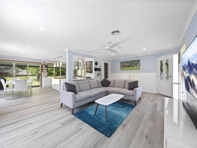House for rent in Wandiligong, Victoria