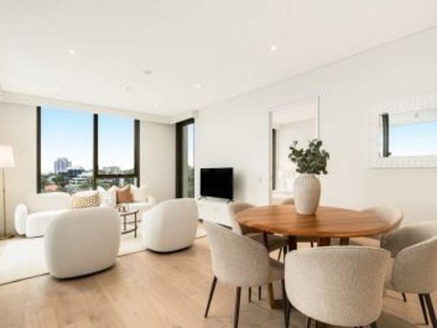Apartment for rent in Lower North Shore, Sydney