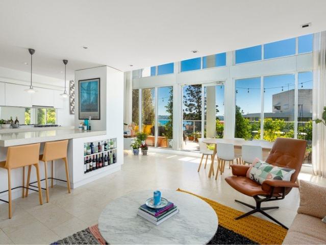 Apartment for sale in Elizabeth Bay, Sydney
