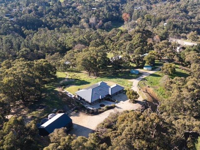 Cottage for sale in Flaxley, South Australia