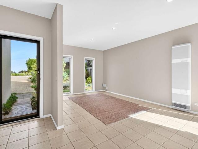 Townhouse for rent in Ocean Grove, Victoria