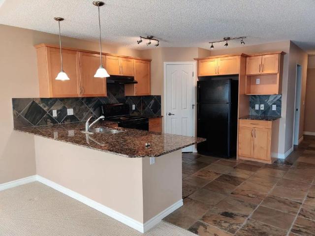 House for rent in Tuscany, Calgary