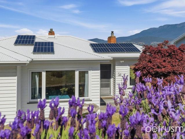 House for sale in Victoria Mews, Hobart