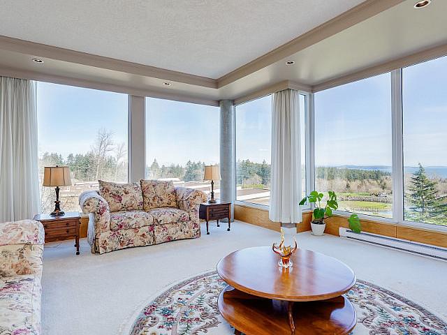 Condo for sale in Saanich, British Columbia