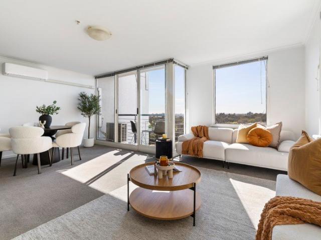 Apartment for sale in Melbourne