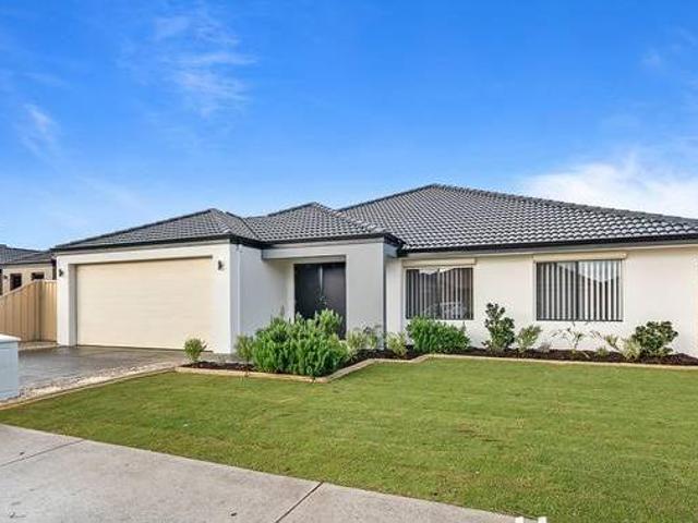 House for rent in Cockburn, Western Australia