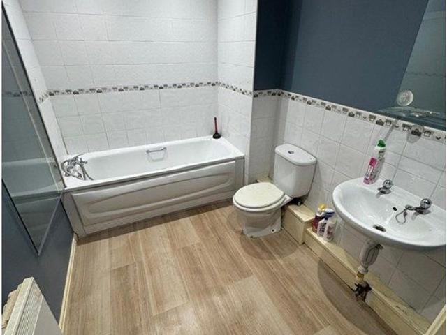 Apartment for rent in Hunts Cross, Calderstones