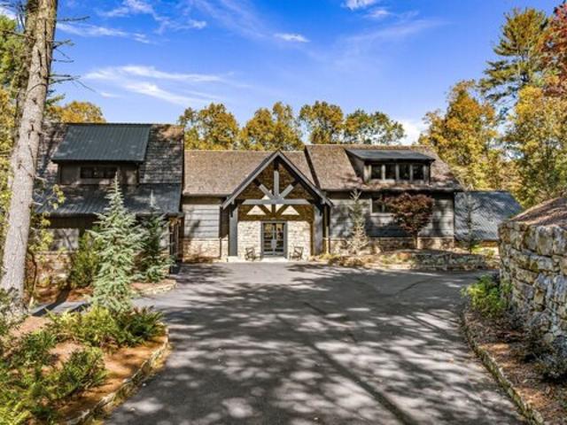 House for sale in Blue Ridge