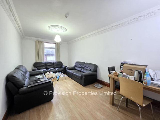 House for rent in Woodhouse, West Yorkshire