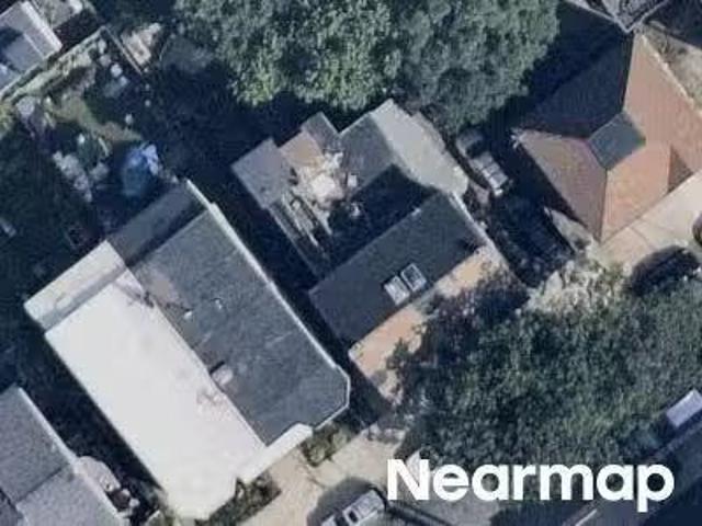 House for sale in Chelsea