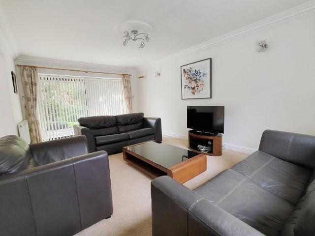 Apartment for rent in Church End, Greater London