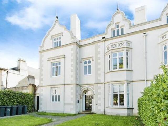 House for sale in Northampton, Northamptonshire