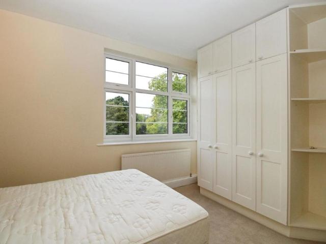 Apartment for rent in Windmill Green Estate, Greater London