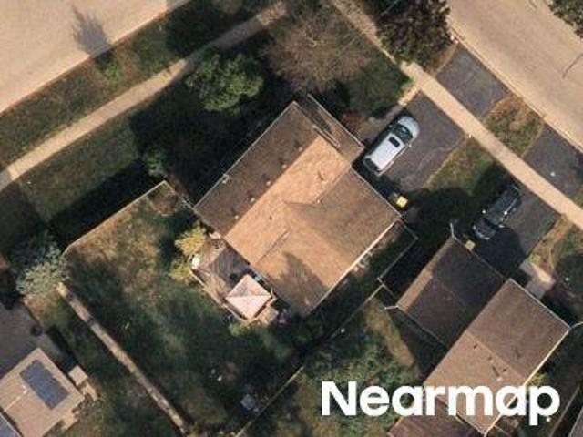 House for sale in Lake In The Hills