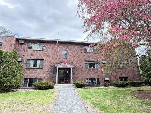 Condo for sale in Boxborough, Massachusetts