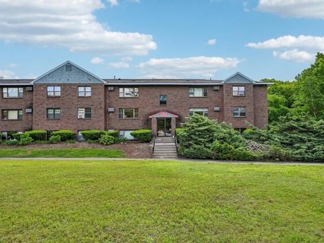 Condo for sale in Boxborough, Massachusetts