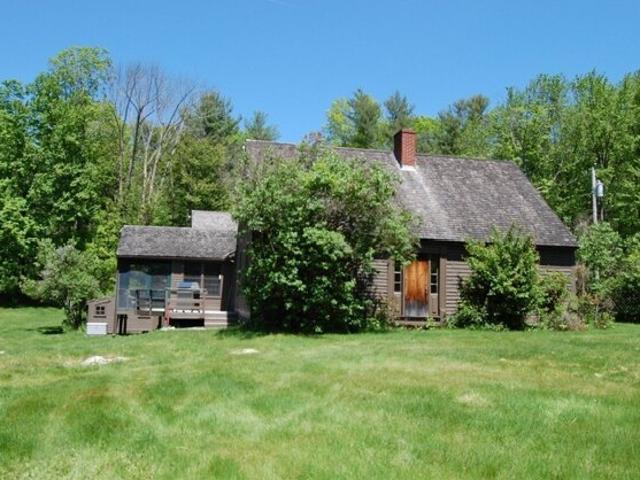 House for sale in New Braintree, Massachusetts