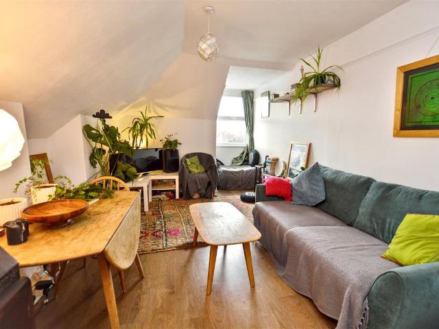 Apartment for rent in Eastbourne, East Sussex