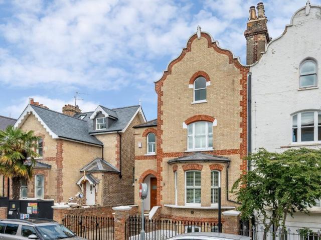 House for rent in London Borough of Wandsworth, Greater London