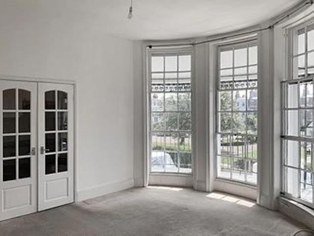 Apartment for rent in West Cliff, Acol