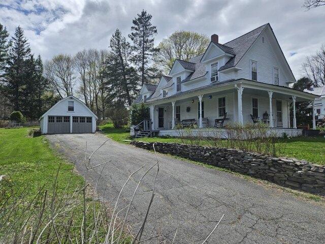 House for sale in Maine