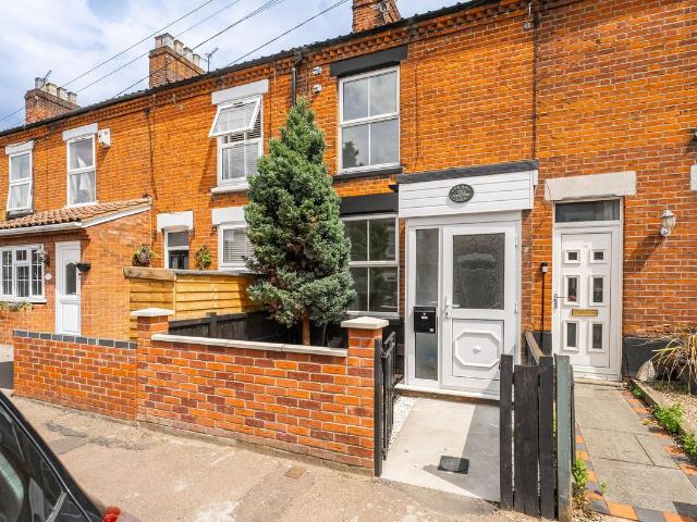 House for rent in New Catton, East Bank