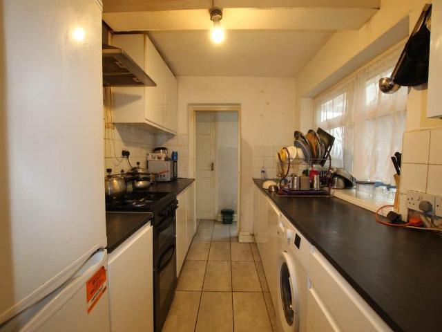 House for rent in London Borough of Ealing, Greater London