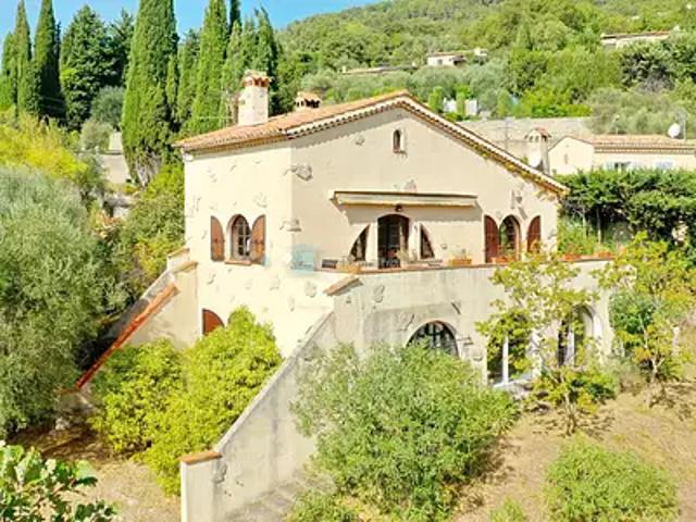 Maison vente à Grasse, Spéracèdes