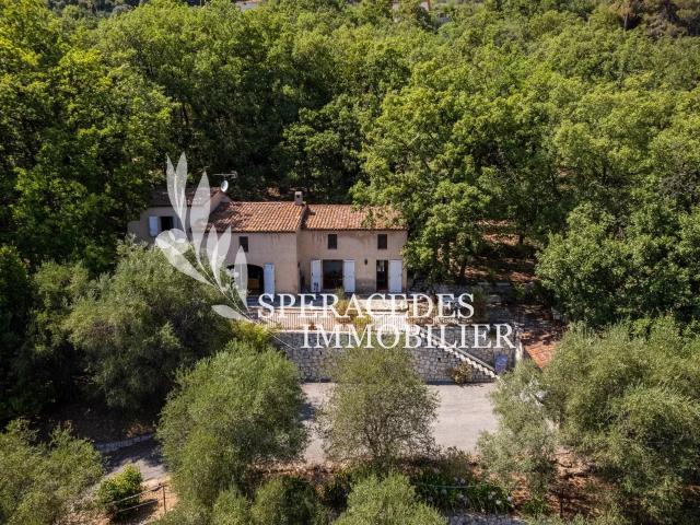 Maison vente à Grasse, Spéracèdes