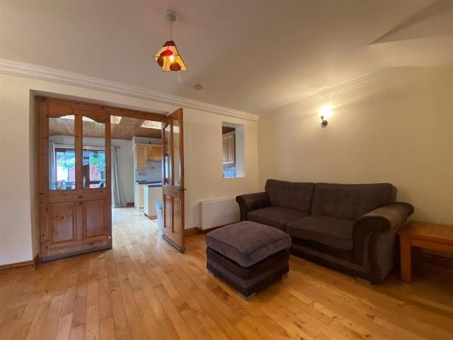 House to rent in Bluebell, North Tipperary