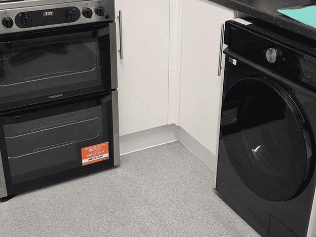 Apartment for rent in Poplar Grove, Greater London