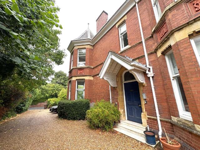 Apartment for rent in Watergate, Devon