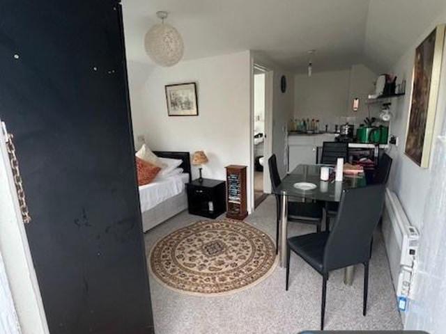 Apartment for rent in Chelmondiston, Suffolk