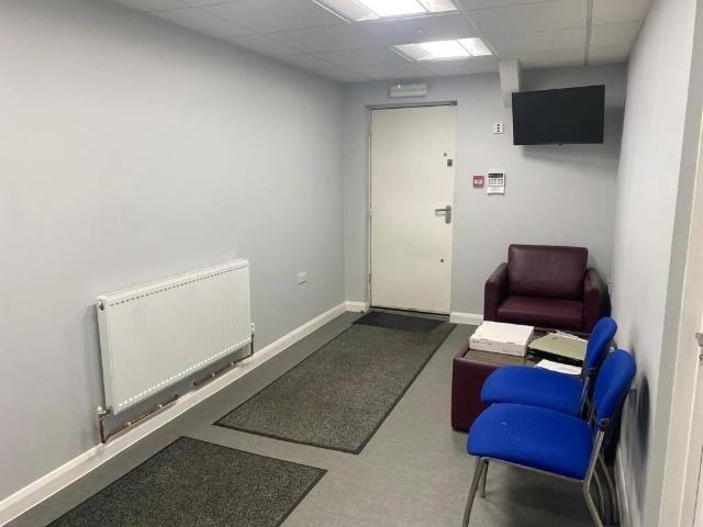 House for rent in London Borough of Ealing, Greater London