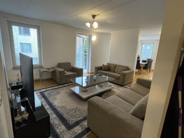 Lägenhet hyra i Älvsjö, Botkyrka