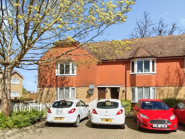 Apartment for rent in Oad Street, Kent