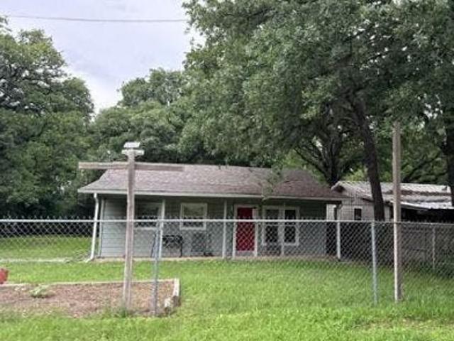House for sale in Pottsboro, Texas