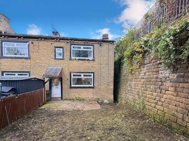 House for sale in Halifax, West Yorkshire