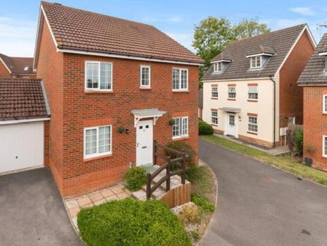 House for sale in Godinton Park, Bridgefield