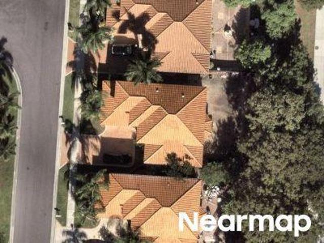 House for sale in Lake Worth