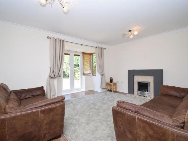 House for rent in Pinders Heath, West Yorkshire