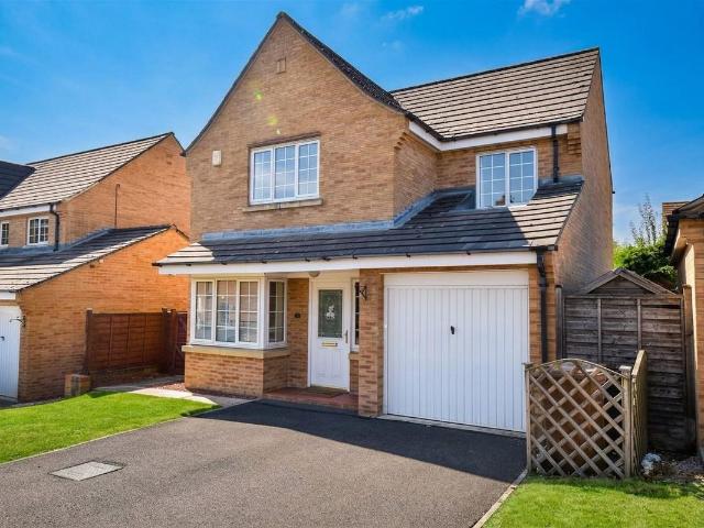 House for rent in Pinders Heath, West Yorkshire