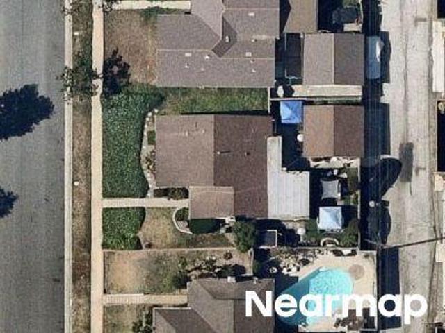 House for sale in Hawthorne