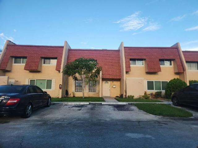 Condo for sale in Tamarac, Broward County