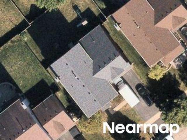 House for sale in Oswego