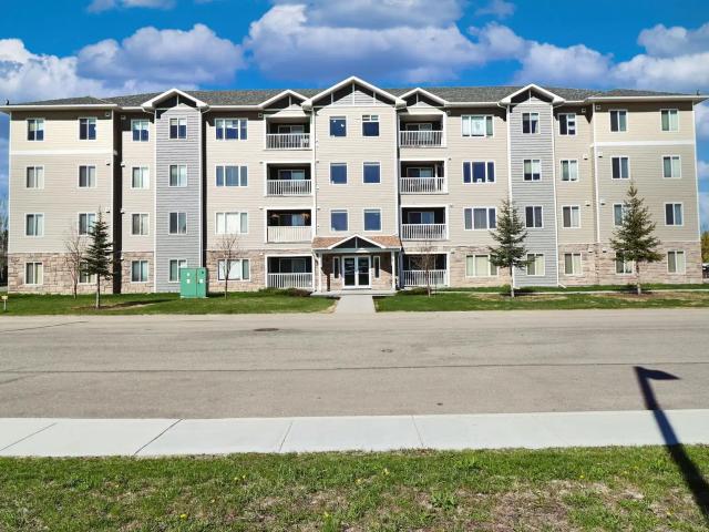 Condo for rent in Cherry Grove, Alberta